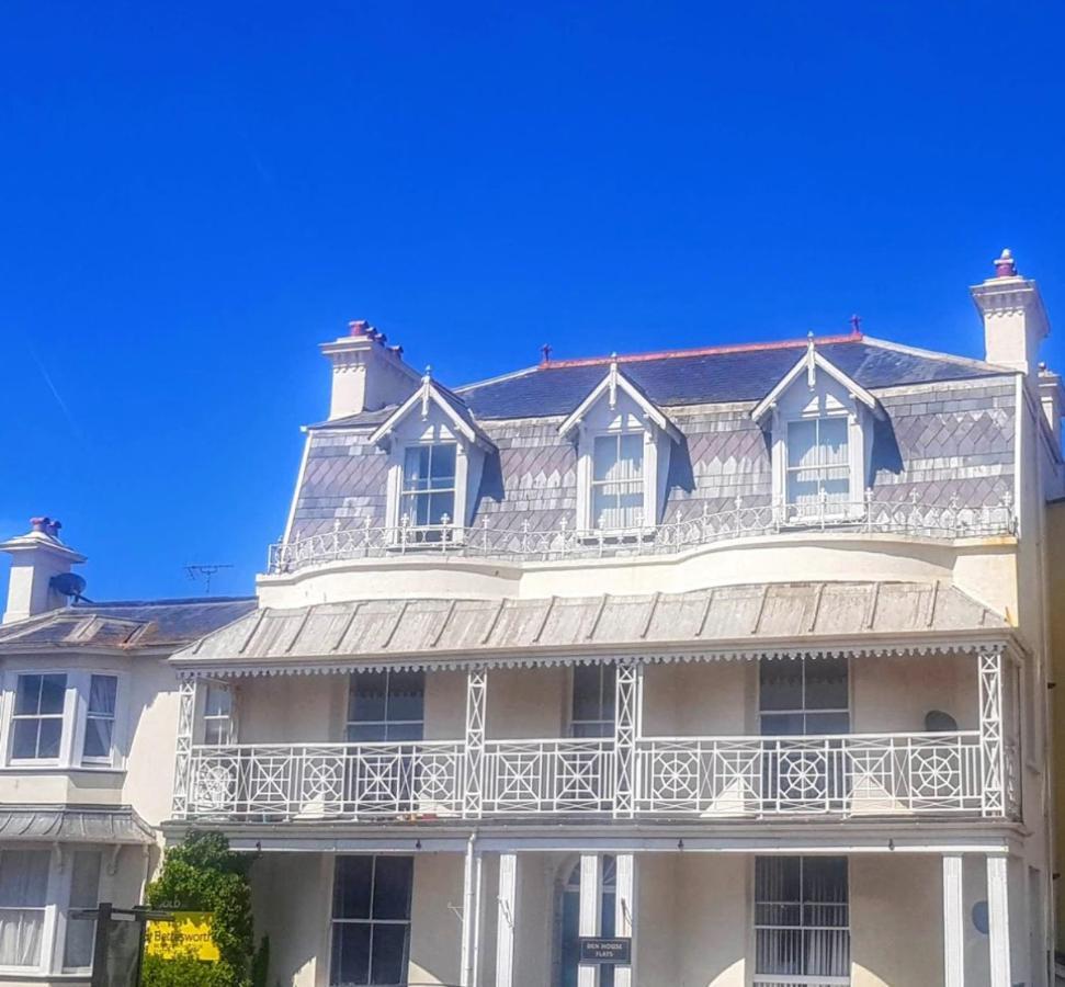 Flat 4, Den House Apartamento Teignmouth Exterior foto